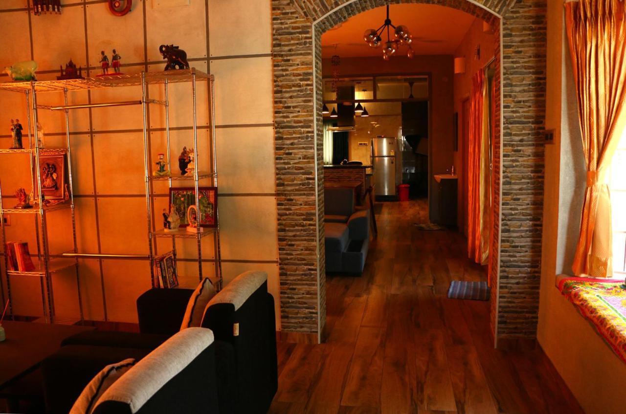 Вилла Penthouse 2Bhk With Bathtub And Terrace Пондичерри Экстерьер фото